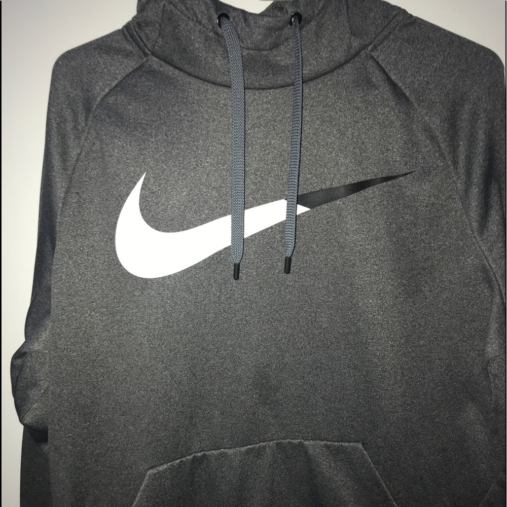 NIKE Athletic Sweatshirt w/ extended hoodie